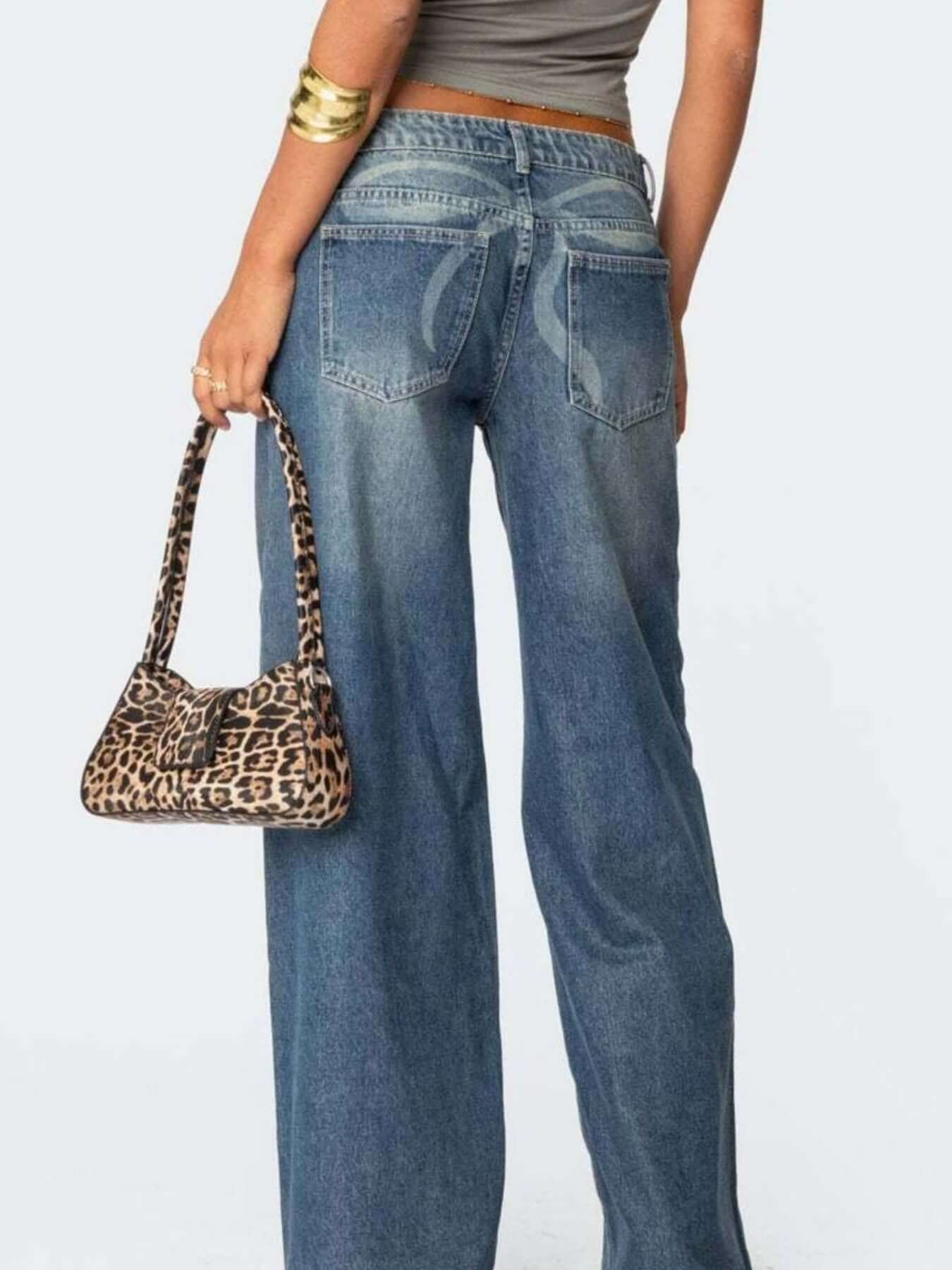 Vintage Wash Wide Leg Jeans 7d9dd01e-b62e-4946-9c3d-054c53fa37fc-Max