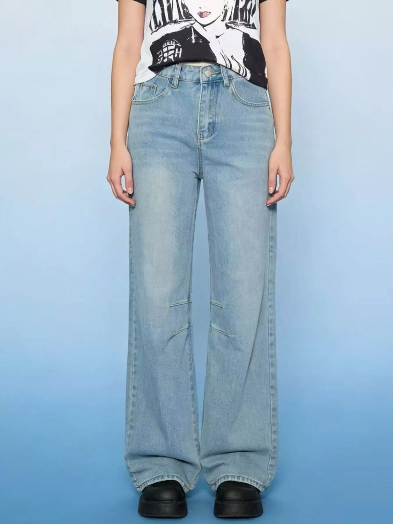 Eleganter Denim-Schnitt von Velora Lux für Damen, ein modisches Highlight für besondere Anlässe und schicke Treffen