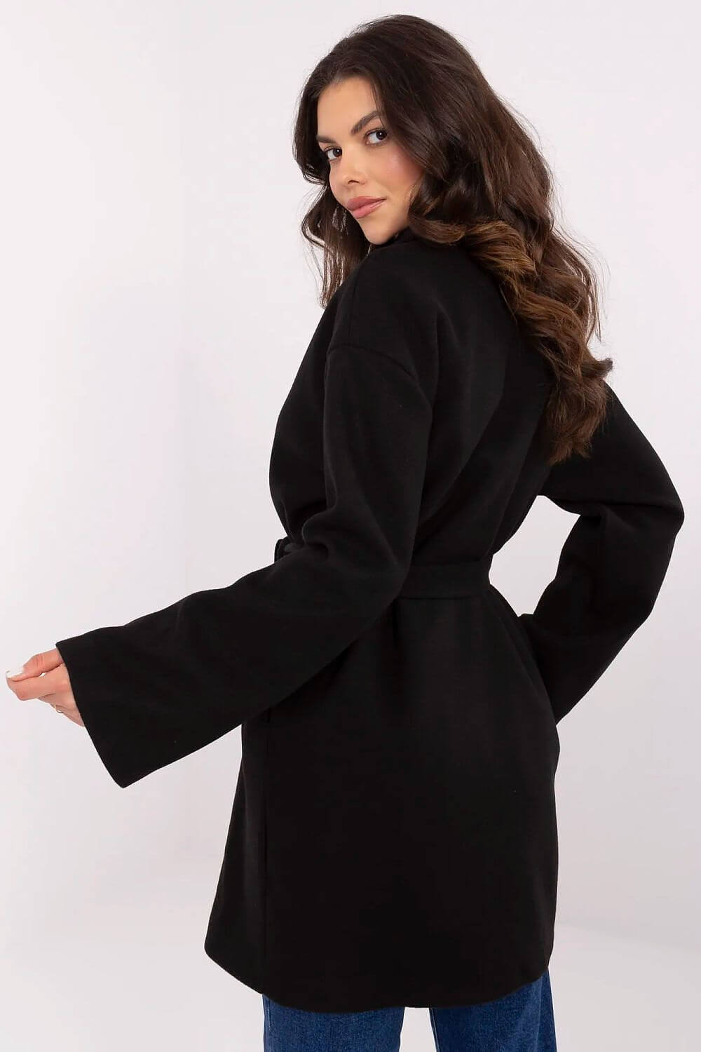Damen Kurzmantel schwarz – Zeitlose Damenmode für einen stilsicheren Auftritt