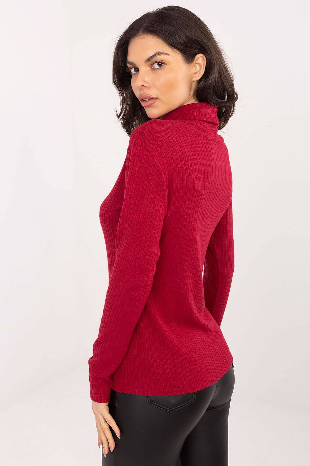 Eleganter langarm Rollkragen-Pulli in Rot für ein schickes Business-Outfit oder Freizeit-Look.