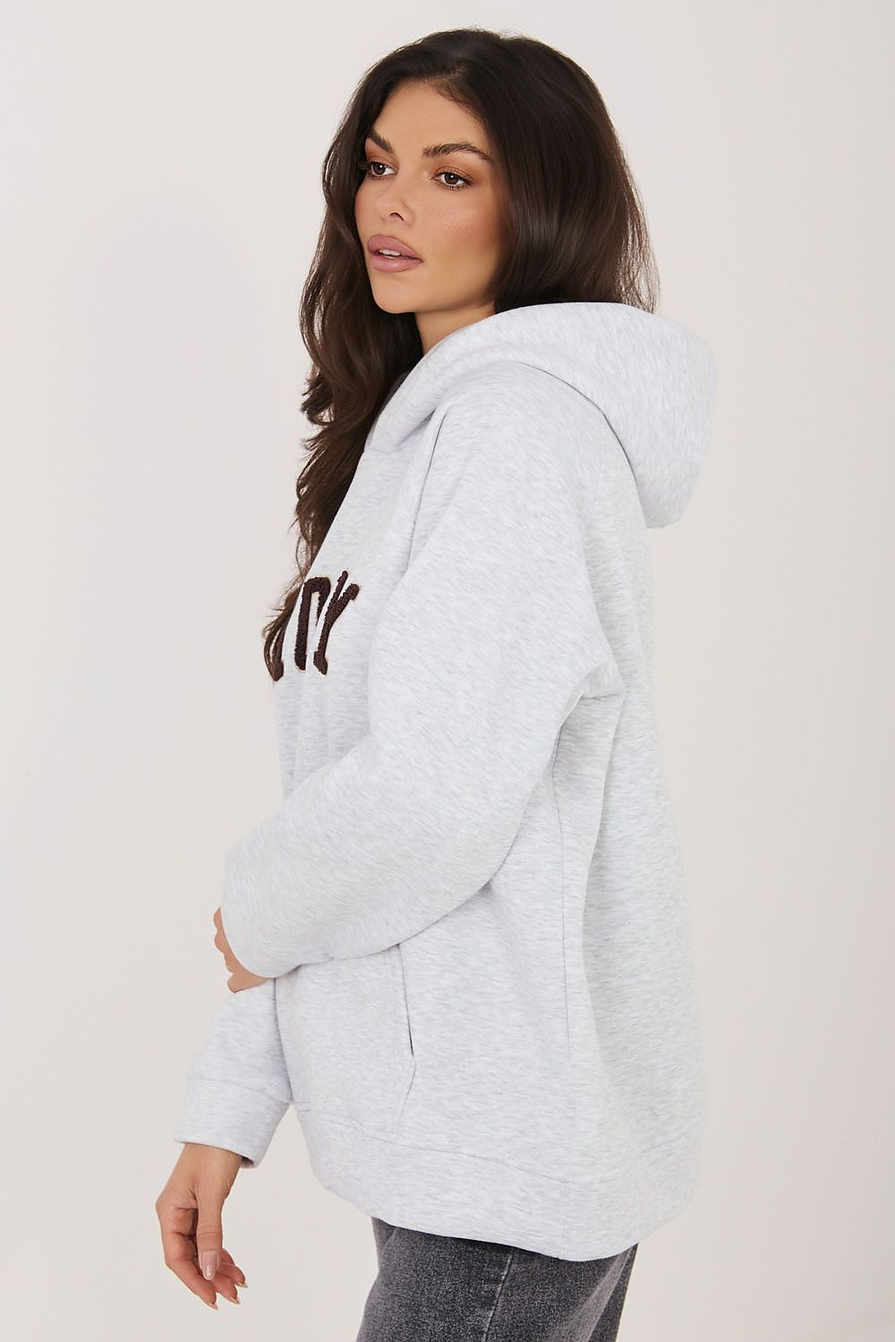 Cremeweißer Streetstyle Damen Hoodie von Rue Paris – Velora Lux