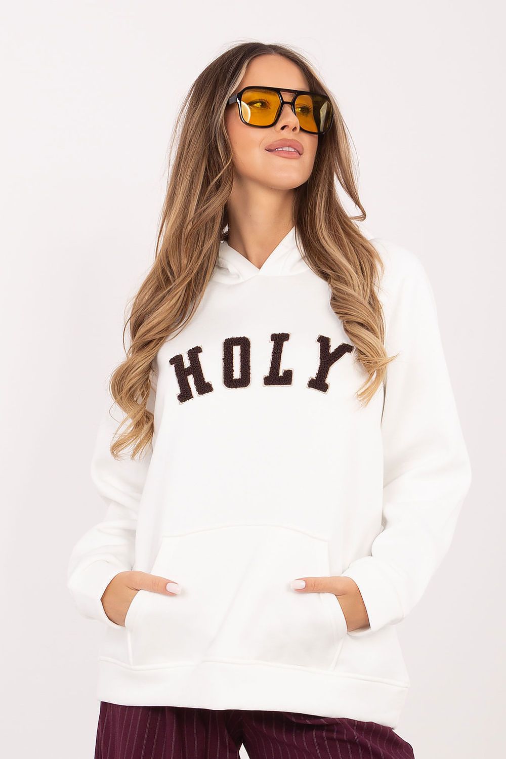 Cremeweißer Streetstyle Damen Hoodie von Rue Paris – Velora Lux 