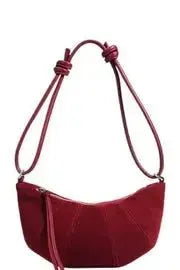 modische Schultertasche Luna in weinroter Wildleder-Optik- italienische Kunst bei Velora Lux kaufen