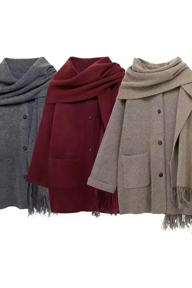 Velora Lux kombination weinrot, beige, grau damen cape jacke mit untegriertem Schal im quiet Luxury stil